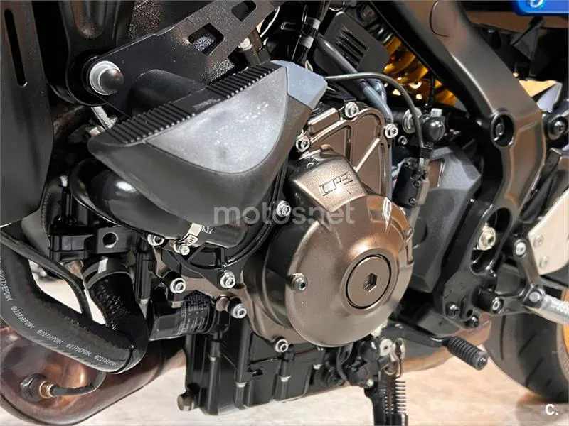 Yamaha XSR 900 – Vista 44