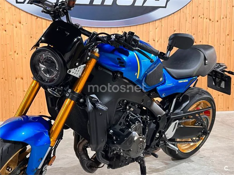 Yamaha XSR 900 – Vista 50