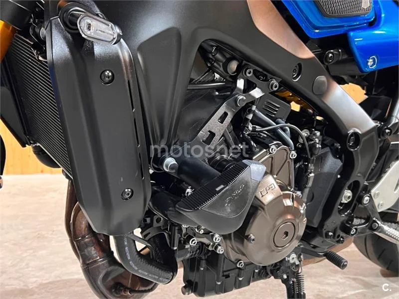Yamaha XSR 900 – Vista 52