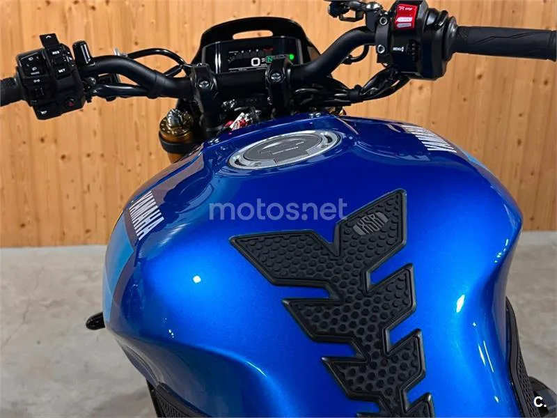 Yamaha XSR 900 – Vista 63