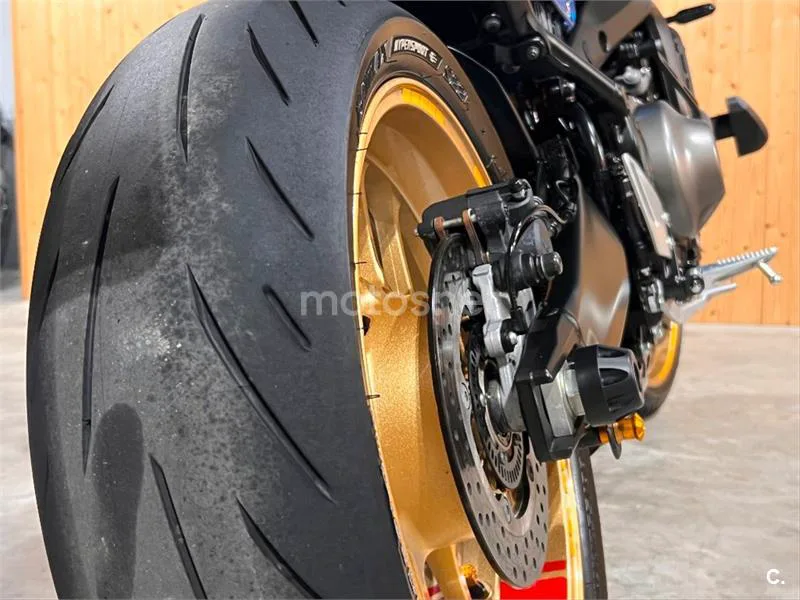 Yamaha XSR 900 – Vista 67