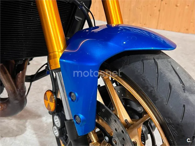 Yamaha XSR 900 – Vista 9