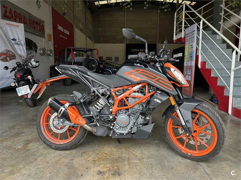 KTM 125 – Vista 3