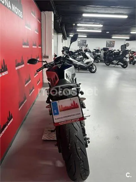 Yamaha MT-09 – Vista 6