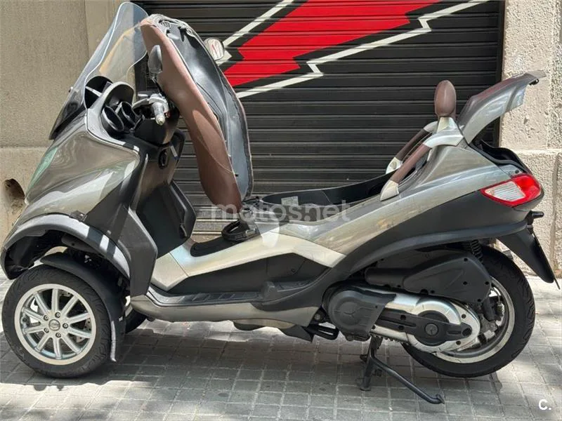 Piaggio MP3 500 Touring 3400 € 2012 Barcelona - 1