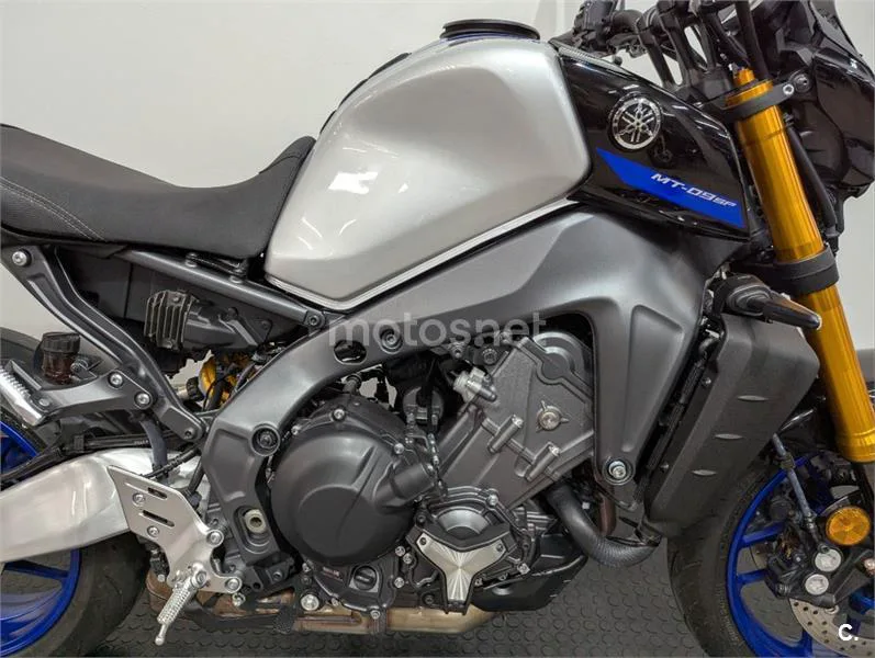 Yamaha MT-09 – Vista 7
