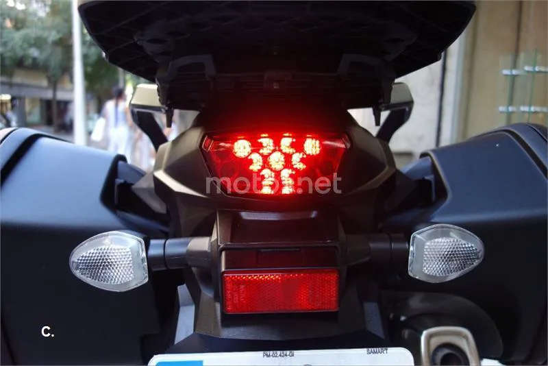Suzuki V-Strom 650 – Vista 15
