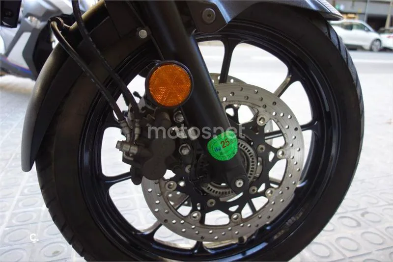 Suzuki V-Strom 650 – Vista 16