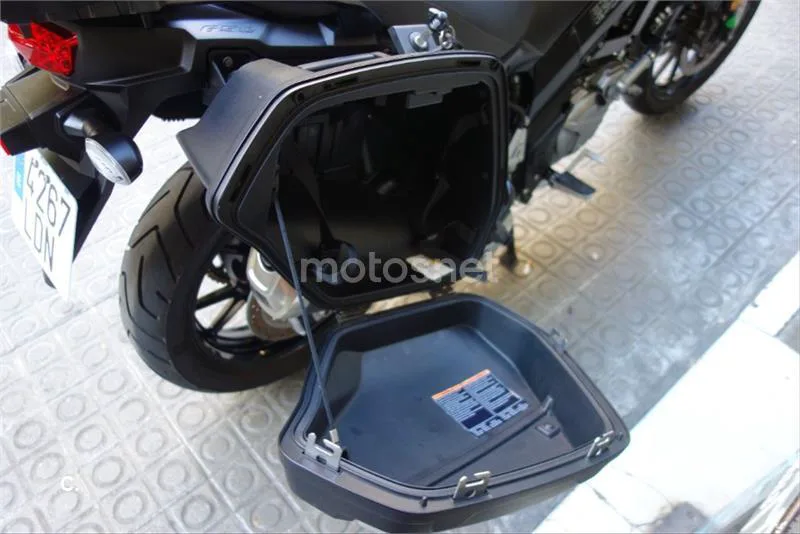 Suzuki V-Strom 650 – Vista 17