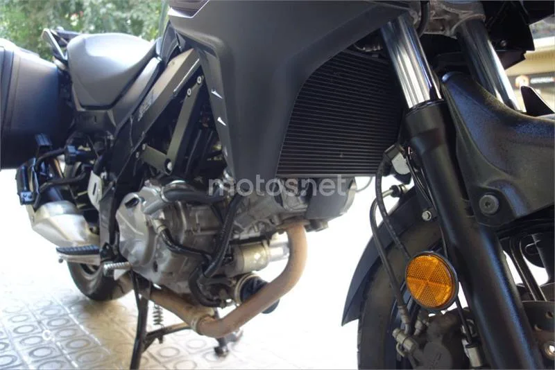 Suzuki V-Strom 650 – Vista 5