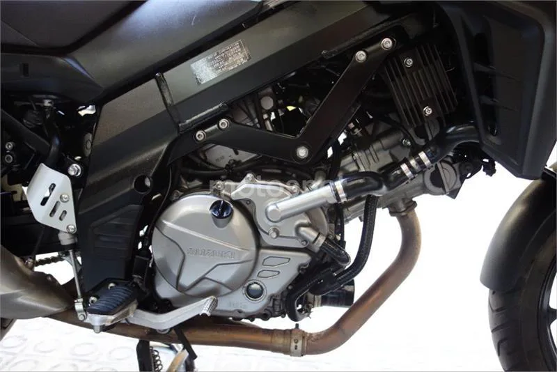 Suzuki V-Strom 650 – Vista 6