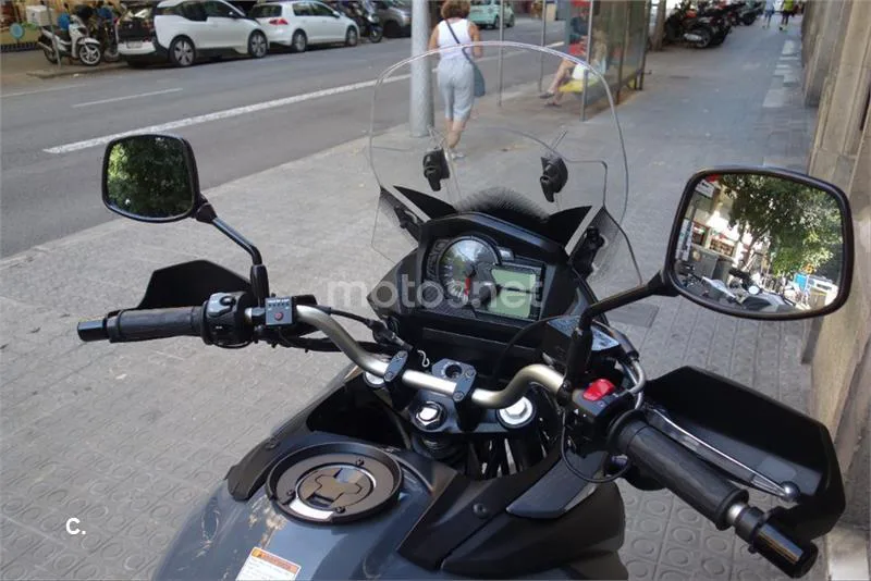 Suzuki V-Strom 650 – Vista 10