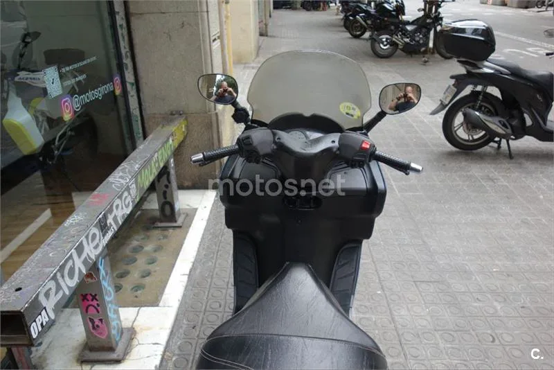 Piaggio X8 125 – Vista 10