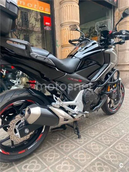 Honda NC 750 X – Vista 12