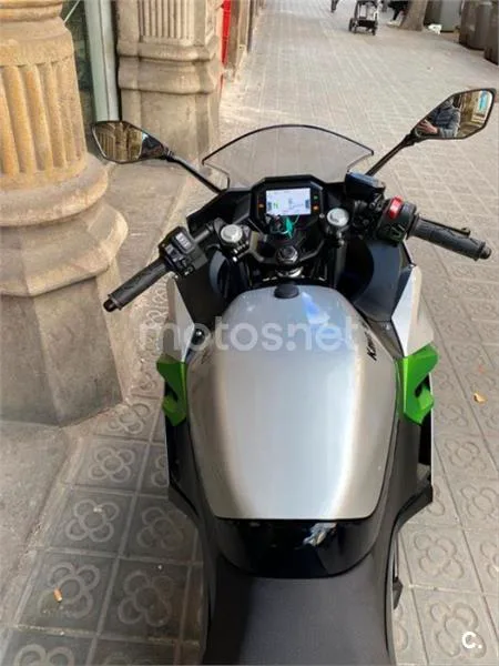 Kawasaki Ninja e-1 – Vista 12