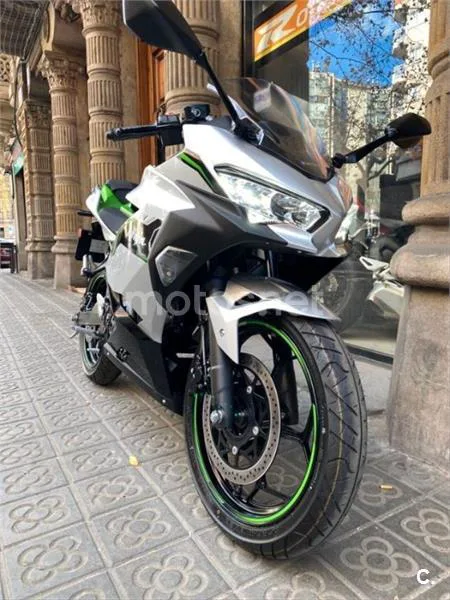 Kawasaki Ninja e-1 – Vista 7