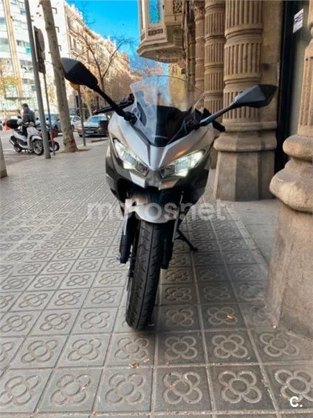 Kawasaki Ninja e-1 – Vista 10