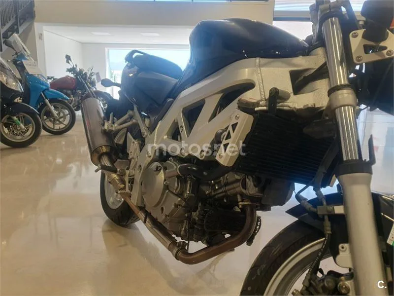 Suzuki SV 650 – Vista 9