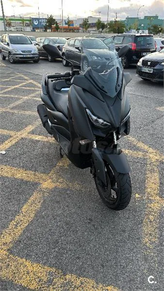 Yamaha XMAX 300 – Vista 2