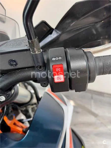 KTM 790 – Vista 10