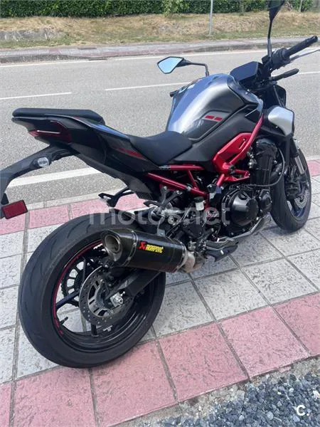 Kawasaki Z 900 – Vista 3