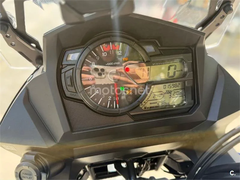 Suzuki V-Strom 650 – Vista 18