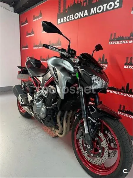 Kawasaki Z900 – Vista 3
