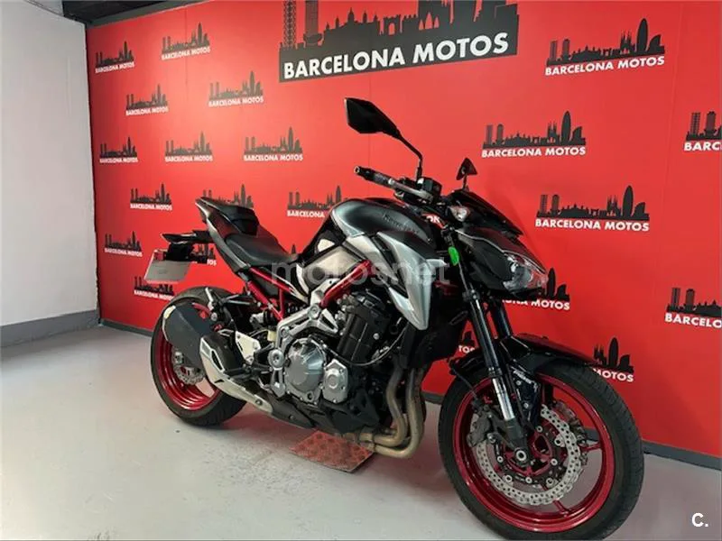 Kawasaki Z900 – Vista 4