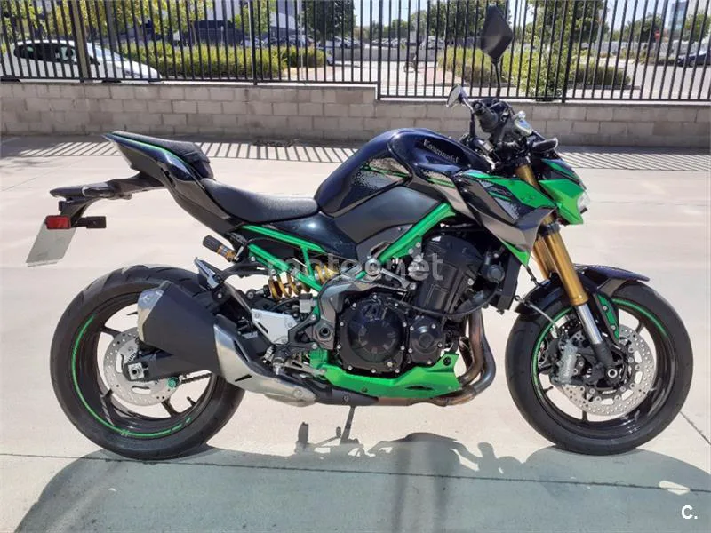 Kawasaki Z900 – Vista 6
