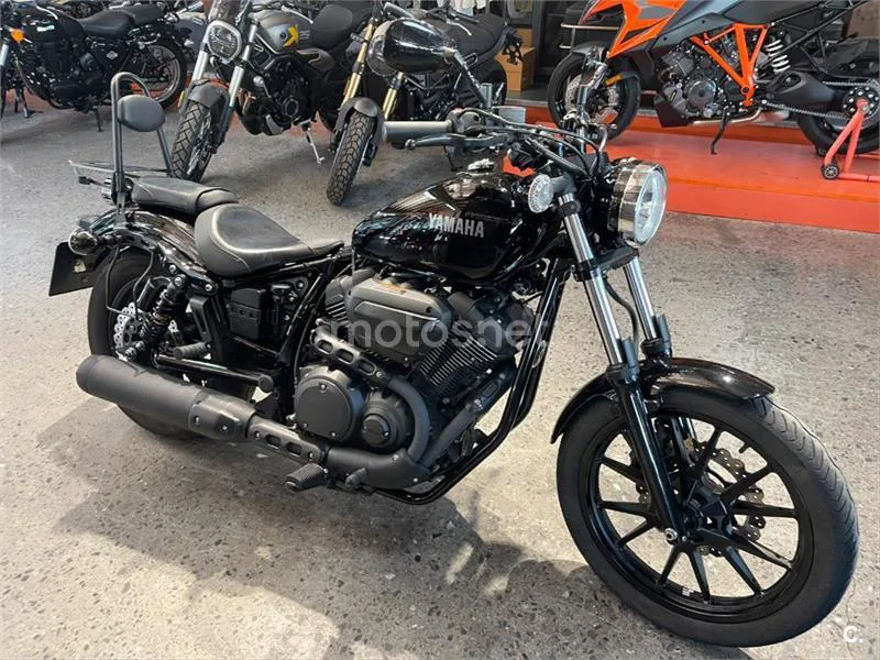 Yamaha XVS 950A Midnight Star – Vista 7