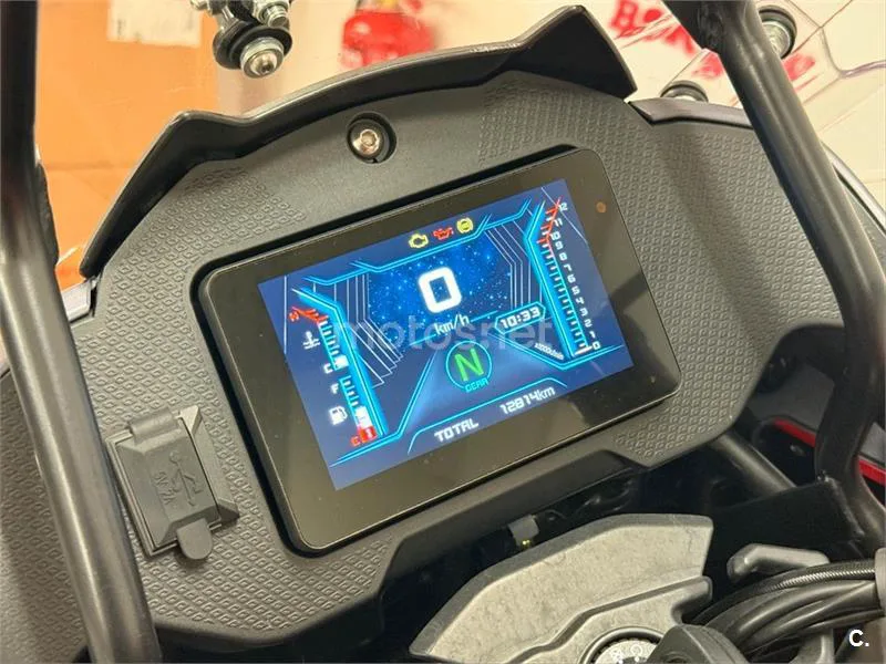 QJ Motor SRT 700 X – Vista 9