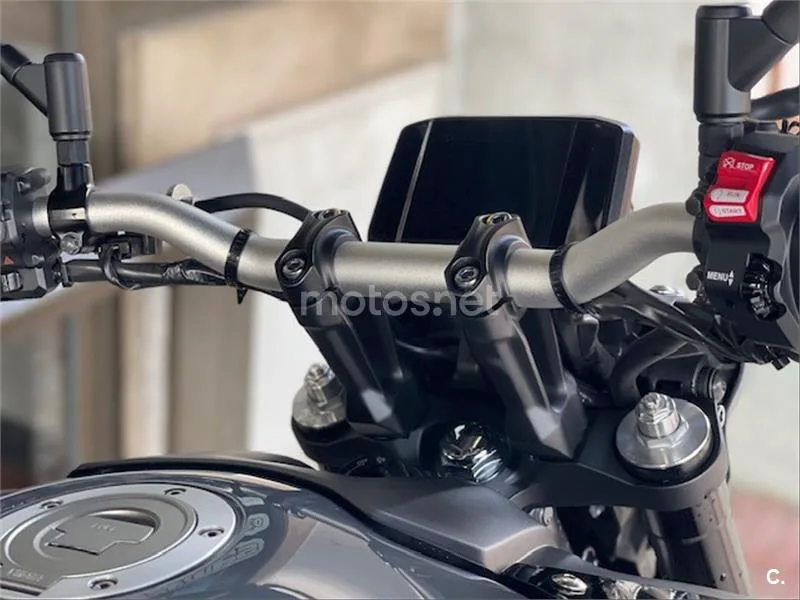 Yamaha MT-09 – Vista 3