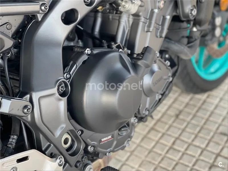 Yamaha MT-09 – Vista 5