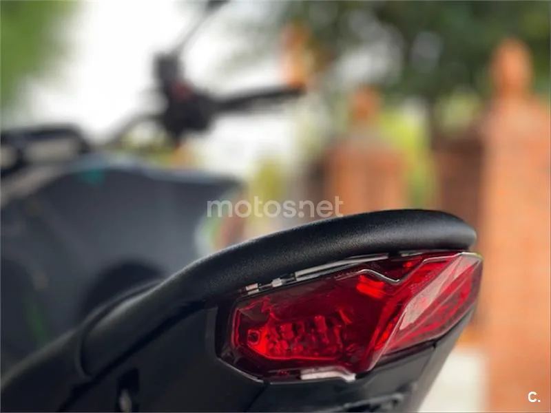 Yamaha MT-09 – Vista 9