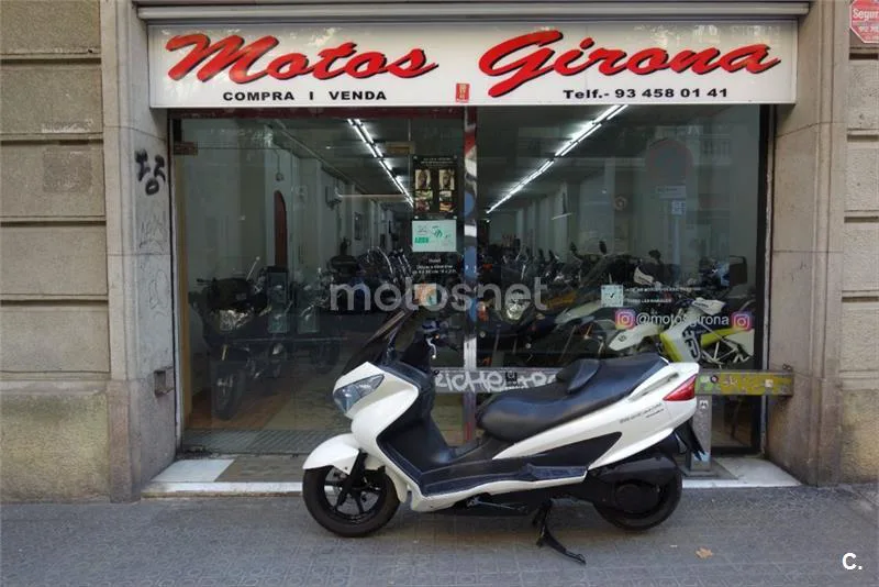 Suzuki Burgman 200 Executive – Vista 11