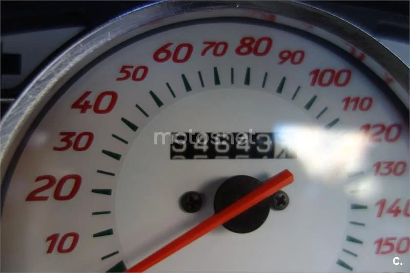 Suzuki Burgman 200 Executive – Vista 7