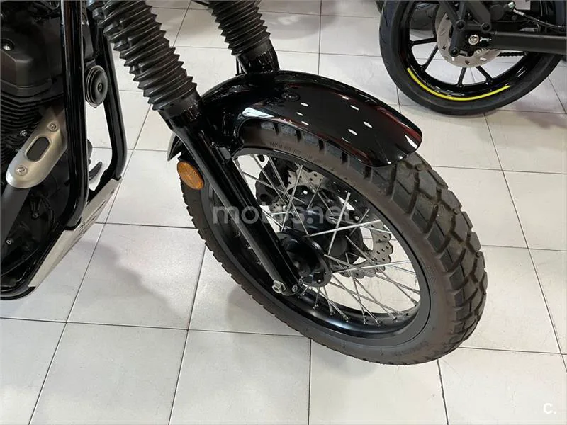 Yamaha XV 950 R – Vista 8