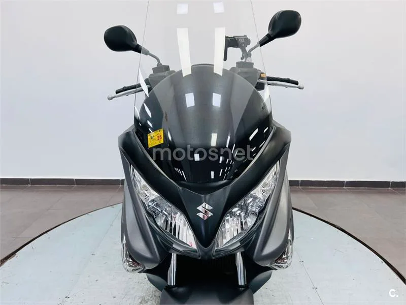 Suzuki Burgman 200 – Vista 13