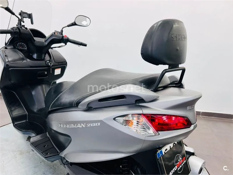 Suzuki Burgman 200 – Vista 7