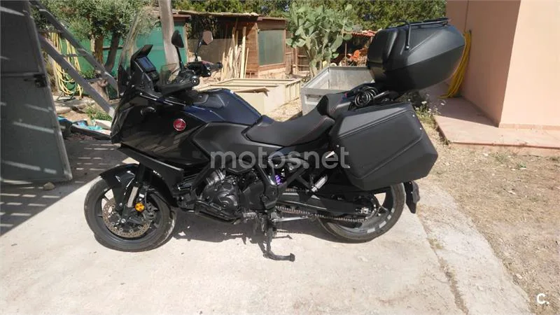 Honda NT1100 - Vista 4