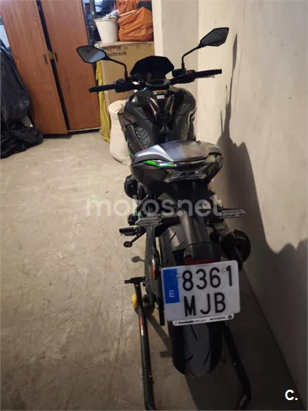 Kawasaki Z 900 – Vista 3