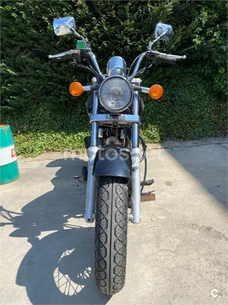 Suzuki Marauder 250 – Vista 3
