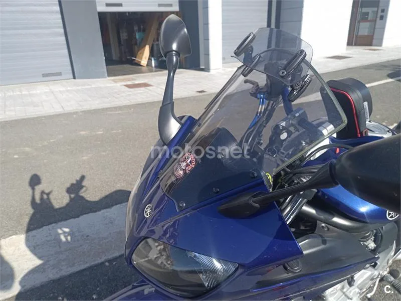 Yamaha FZS 1000 Fazer – Vista 13