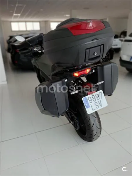 Yamaha Tracer 9 - Vista 5
