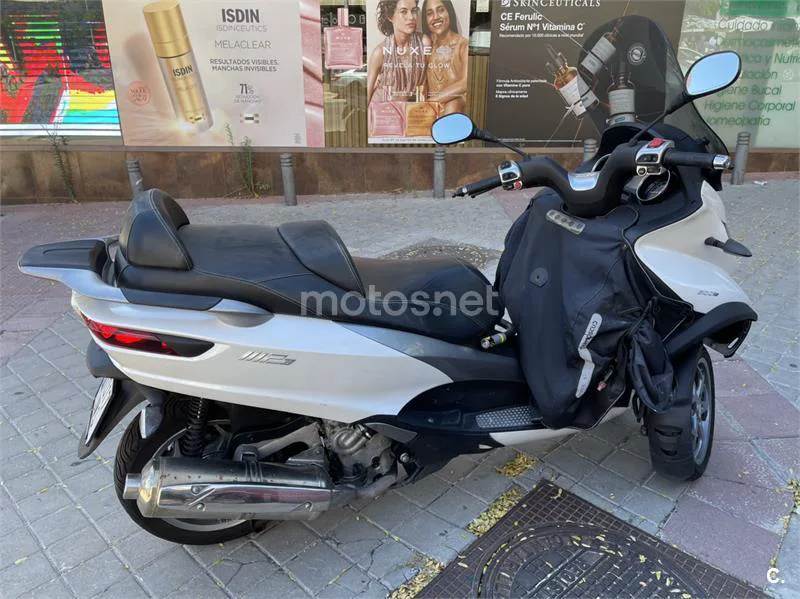 Piaggio MP3 – Vista 3