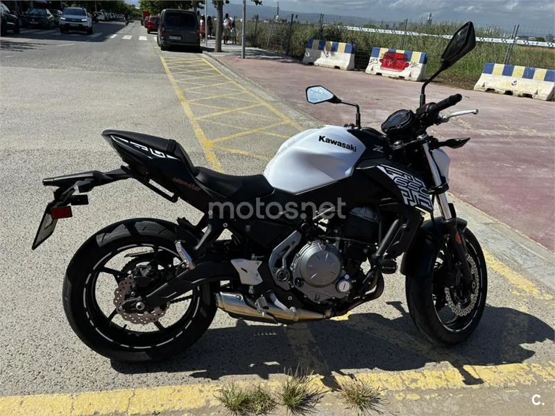 Kawasaki Z 650 – Vista 2
