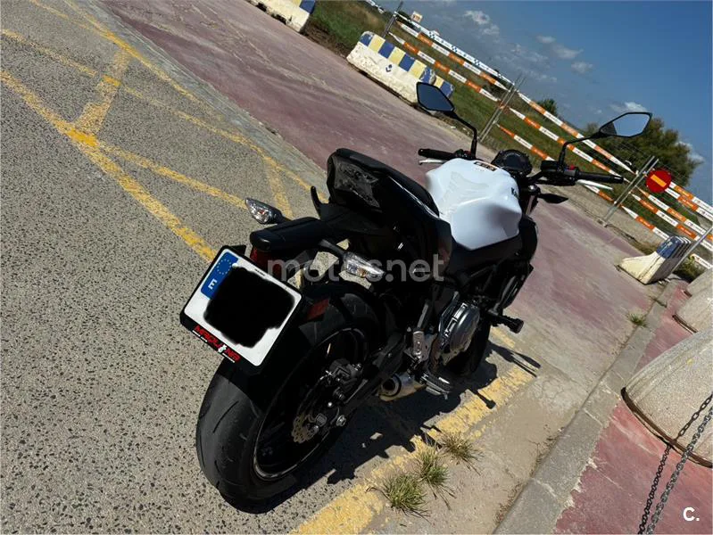 Kawasaki Z 650 – Vista 3