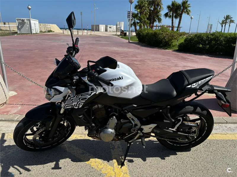 Kawasaki Z 650 – Vista 6