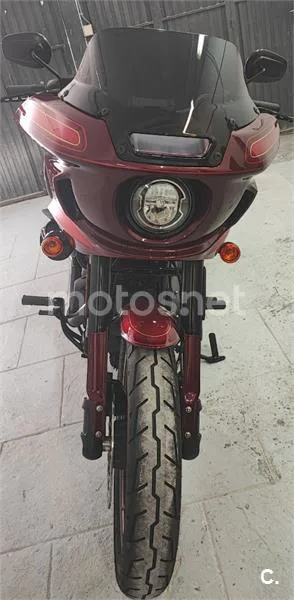 Harley-Davidson Low Rider ST – Vista 5