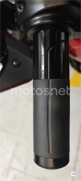 Harley-Davidson Low Rider ST – Vista 10